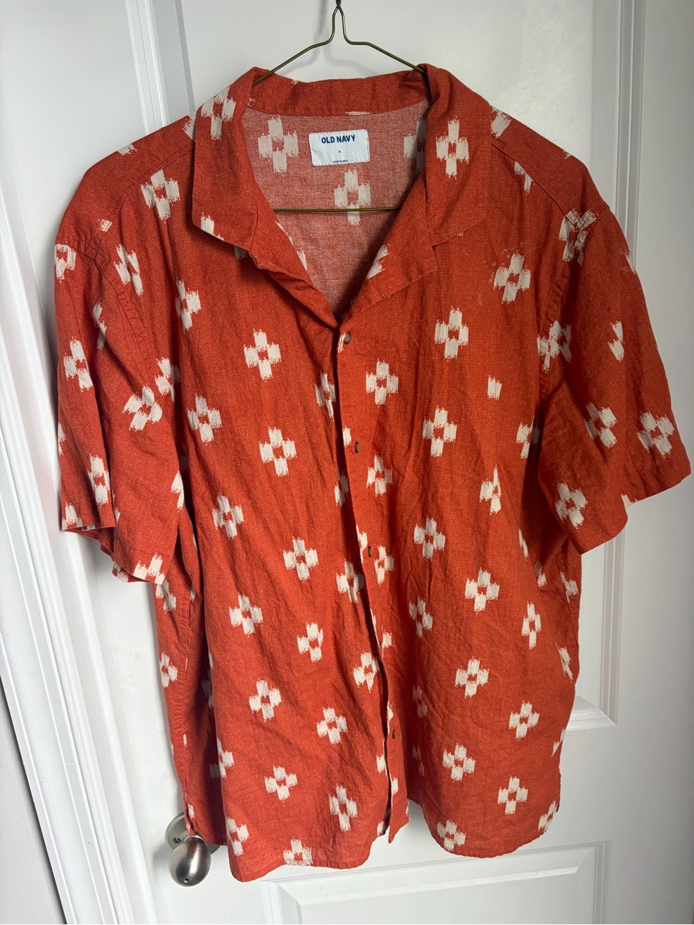 Old Navy Men's Short-Sleeve Rust-Orange Geometric Button-Up Shirt